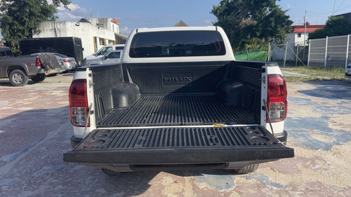 Imagen 6 de 14 de Toyota Hilux Sr 2017
