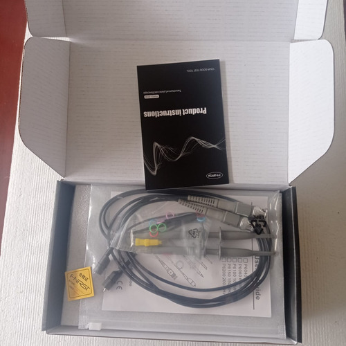 Osciloscopio Digital Portátil De2 Canal 100mhz Fnirsi 1013d