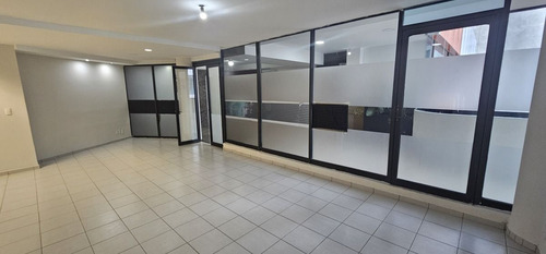 Oficina De 120m2 Por Av De Las Fuente En Lomas De Tecamachalco