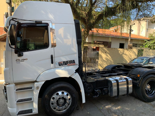 Volkswagen 25-390 6x2 Ano 2014 Impecável