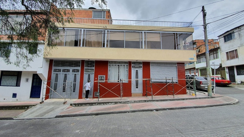 Imagen 2 de 5 de Arriendo Apartamento Piso 1, Barrio Valles De Cafam. Opcional Con Local Esquinero; Un Millón.