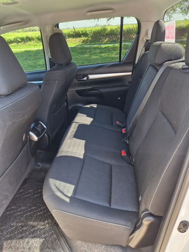 Toyota Hilux Pick-up 2.8 Cd Srv 204cv 4x4