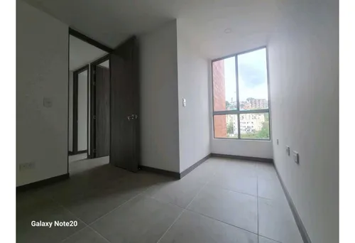 Apartamento En Venta En La Colina Itagüí