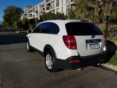 Chevrolet Captiva Ls 2.4 M/t