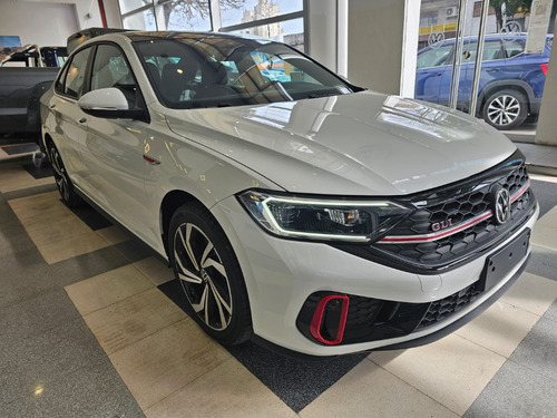Volskswagen Vento Gli 2.0 Md