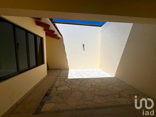 Venta Casa 4 Ambientes Bismark