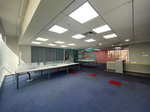 Cómoda Oficina, Privados Y Open Space, Edificio Categoría A