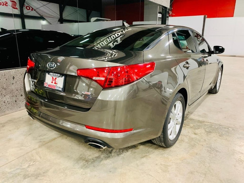 Imagen 5 de 13 de Kia Optima Modelo 2012