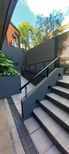 Alquiler Depto Premiun 2 Ambientes Con Balcon A La Calle. 52 Mts Totales. Ac. Calefaccion Por Radiadores