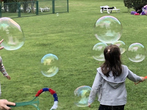 Imagen 4 de 9 de Burbujas De Jabón Gigantes-aros10/20/28cm No Incluye Liquido