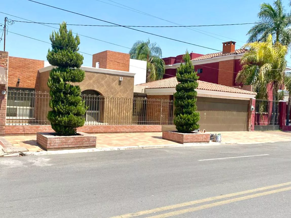 Casa En Venta En Los Ángeles, Torreón