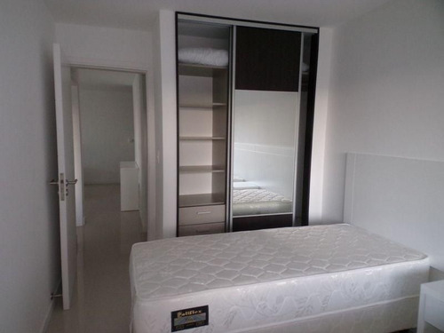 Apartamento En Alquiler Por Temporada De 2 Dormitorios En Playa Brava
