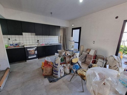 Imagen 12 de 25 de Dúplex 3 Ambientes Venta Castelar