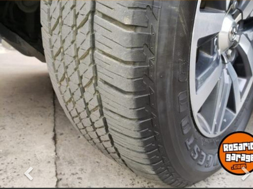 Imagen 9 de 19 de Toyota Hilux Sw4 2017 2.8 Srx 177cv 4x4 7as At