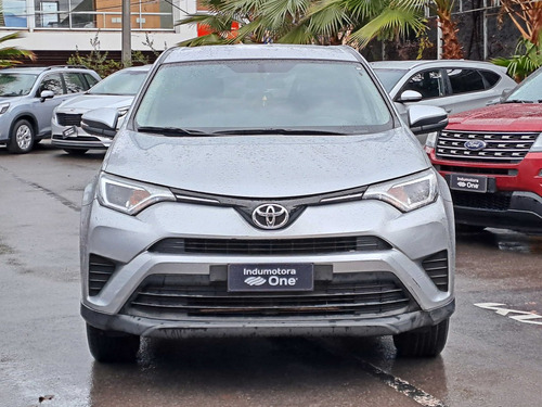 Imagen 2 de 13 de Toyota Rav4 2.0 Advantage Lujo Mt