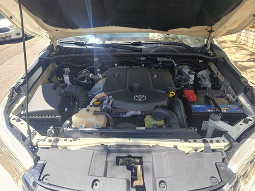 Toyota Hilux 2.8 SRV 4X4 CD 16V DIESEL 4P AUTOMÁTICO