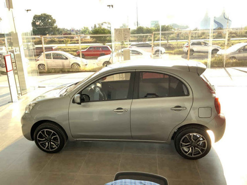 Imagen 4 de 15 de Nissan March 2016 5p Sense L4/1.6 Man