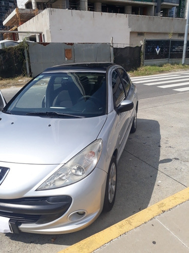 Peugeot 207 2010 2.0 Sedan Xt Hdi