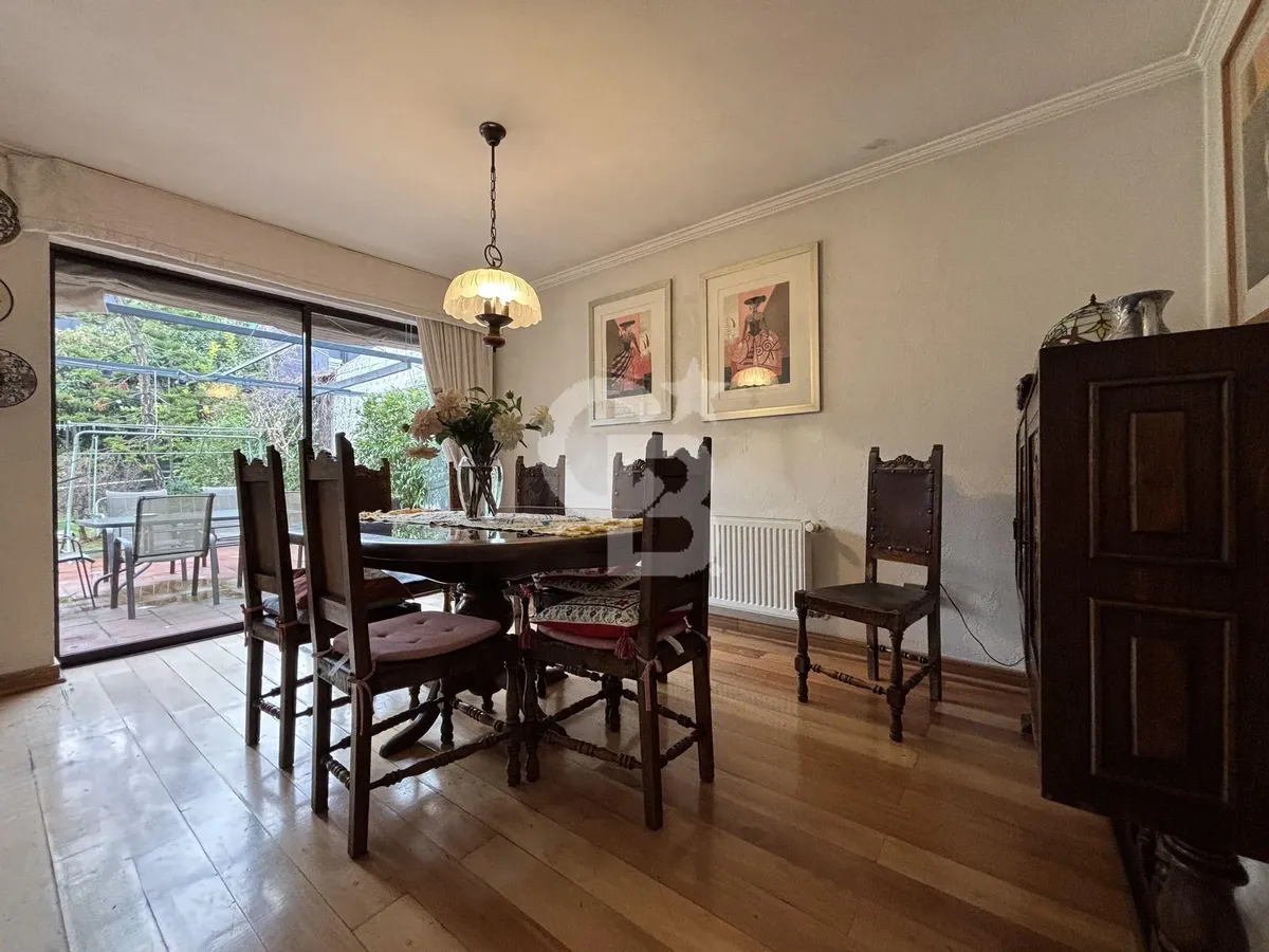 Imagen 3 de 20 de Casa En Sector Exclusivo De Vitacura
