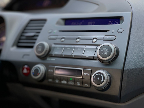 Imagem 8 de 15 de Honda Civic Lxl 1.8 Flex At.