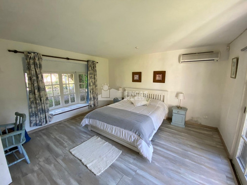Hermosa Casa En Rincón Del Indio - Ref: 510