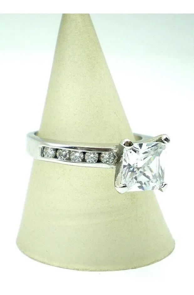 Anillo Solitario De Plata 925 Talla Prince