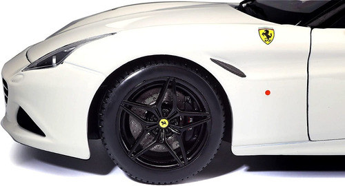 Imagen 3 de 7 de Ferrari California T Vehiculo De Coleccion Signature Series