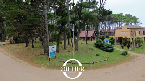 Terreno En Venta De 900m2 A Solo 200mts De La Playa Y Sobre Avenida Comercial!!