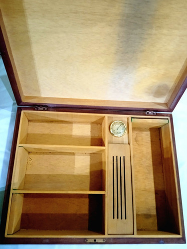 Imagen 6 de 6 de Humidor Para Conservar Habanos Con Higrometro