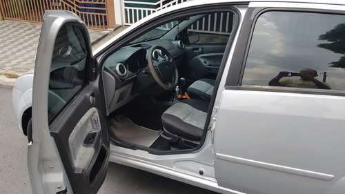 Ford Fiesta Sedan 1.6 Class Flex