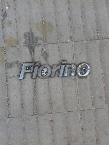 Insignia De Hierro Fiat Fiorino