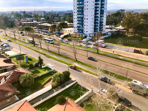 Venta Apartamento 2 Dormitorios 2 Baños Roosevelt, Punta Del Este