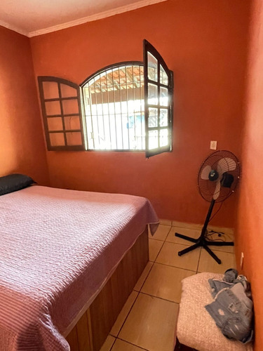 Linda Casa Com Linda Piscina 3 Dormitórios 2 Suítes Itanhaém