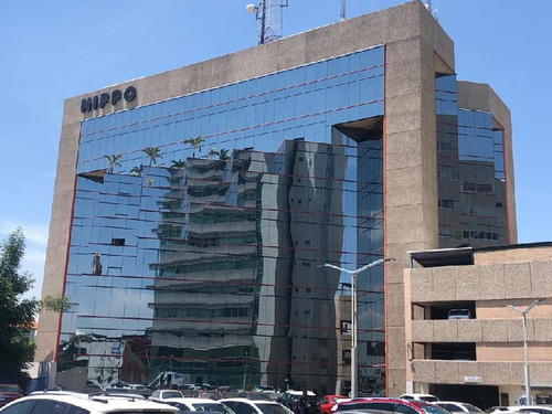 239 M2 De Oficinas En Querétaro, A 5 Minutos Del Centro, Venta Con Inquilino! Para Inversionistas