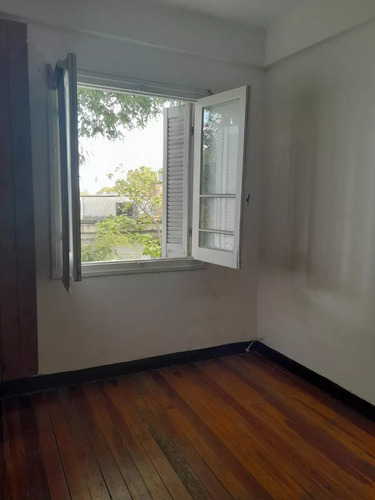 Apartamento De 1 Dorm En Cordón, Próximo A 18 De Julio, Excelente Zona Y Servicios, Gc 1650