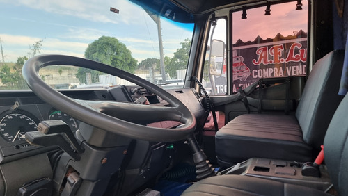 Iveco Ectector Modelo 230 E 24 Ano 2008 Bau De 9.50 Chapiad