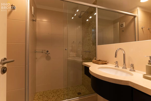 Hermoso Apartamento En Alquiler, Torre Lobos, Punta Del Este.