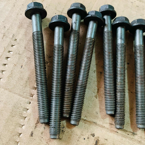 Tornillos De Bancada Ford Fiesta 1.3 1.4 2000-2008 16 Valvul (Usado)