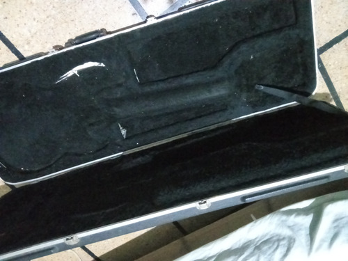 Estuche Skb Rígido De Bajo Eléctrico Negro (Usado)