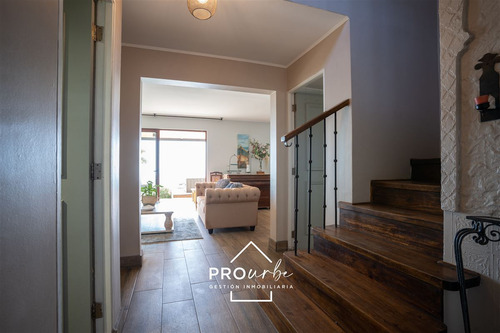 Casa En Venta En Peñalolén