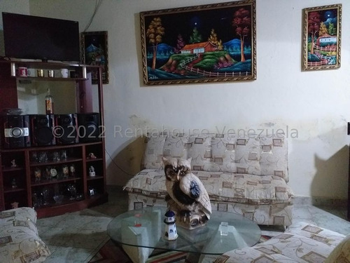 Imagen 19 de 19 de Amplia Casa Lista Para Habitar Con Céntrica Ubicación. 04120656408 Mls 22-8937
