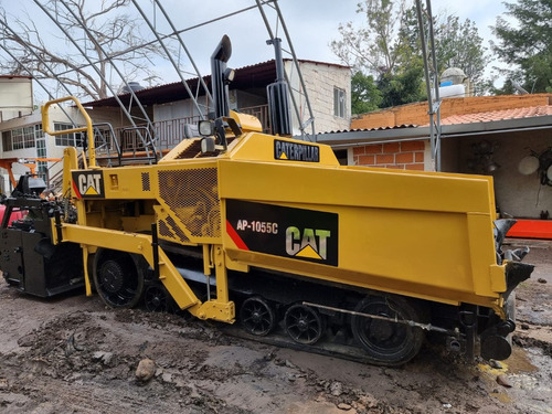 Pavimentadora Caterpillar Ap1055c Año 2002