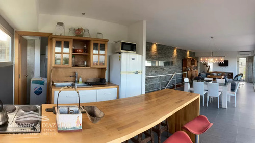 Casa Con Vista Al Mar En Manantiales