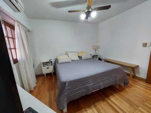 Venta Triplex ,5 Amb., Jardín, Cochera. Barrio Malvinas, Boulogne, San Isidro, Gba Norte