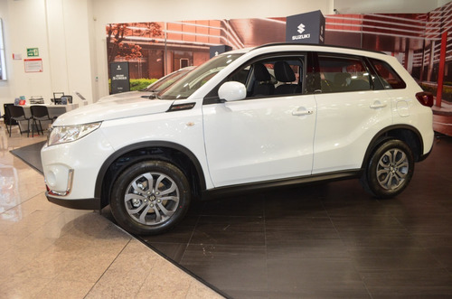 Imagen 4 de 22 de Suzuki Vitara 4x4 Mt 2023. *disponibilidad En 3 Colores*