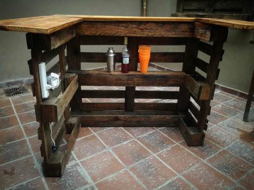 Imagen 5 de 6 de Barra De Palets De Cocteles