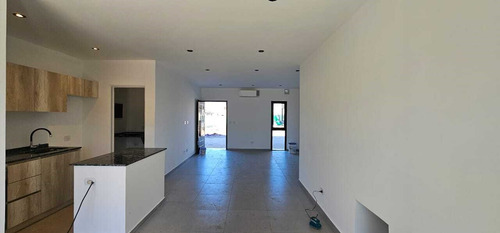 Casa En Venta En Spring Park, Pilar, G.b.a. Zona Norte