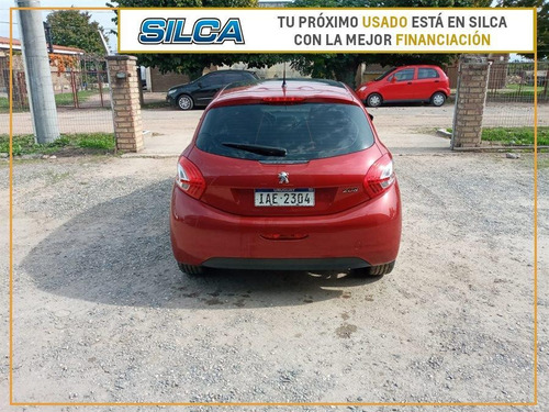 Peugeot 208 Act 1.2 2013 Bordeaux 5 Puertas
