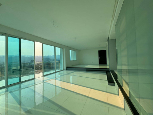 Solo Clientes Se Alquila Apartamento 243m2 Edif. The Loft Urb. Las Chimeneas