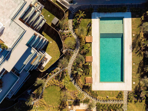 Edificio En Venta De 2 Dormitorios En Laguna Blanca (ref: Atm-7949)